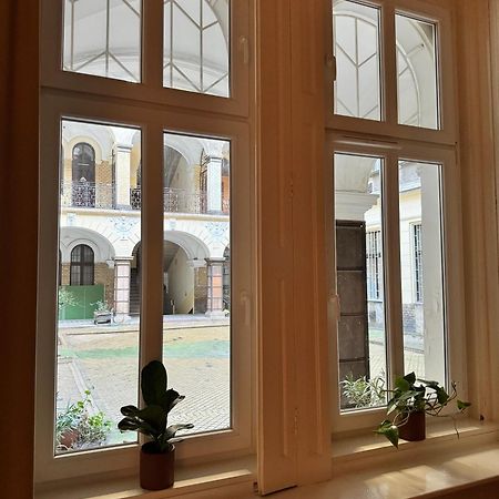 Stay At Liz Budapest Central Екстериор снимка