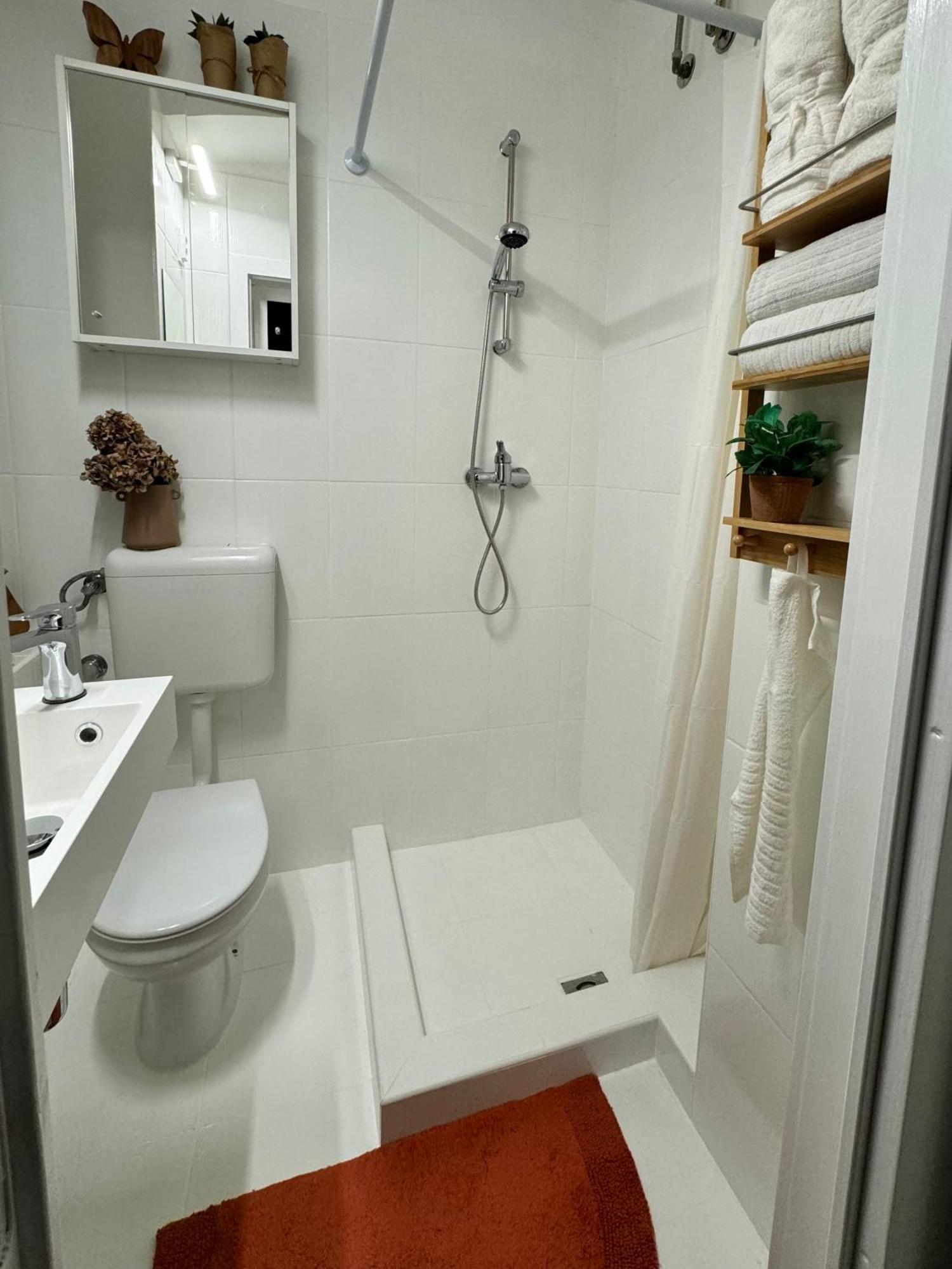 Stay At Liz Budapest Central Екстериор снимка